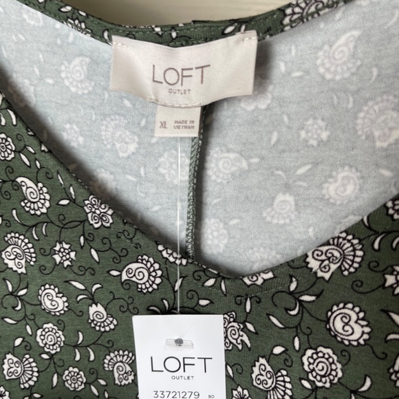 Ann Taylor Loft Green Floral Print dress - Picture 3 of 3